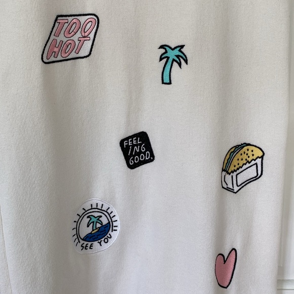 Zara Trafaluc White Short Sleeve Boxy T-Shirt Mini Dress w embroidered patches - Picture 4 of 11